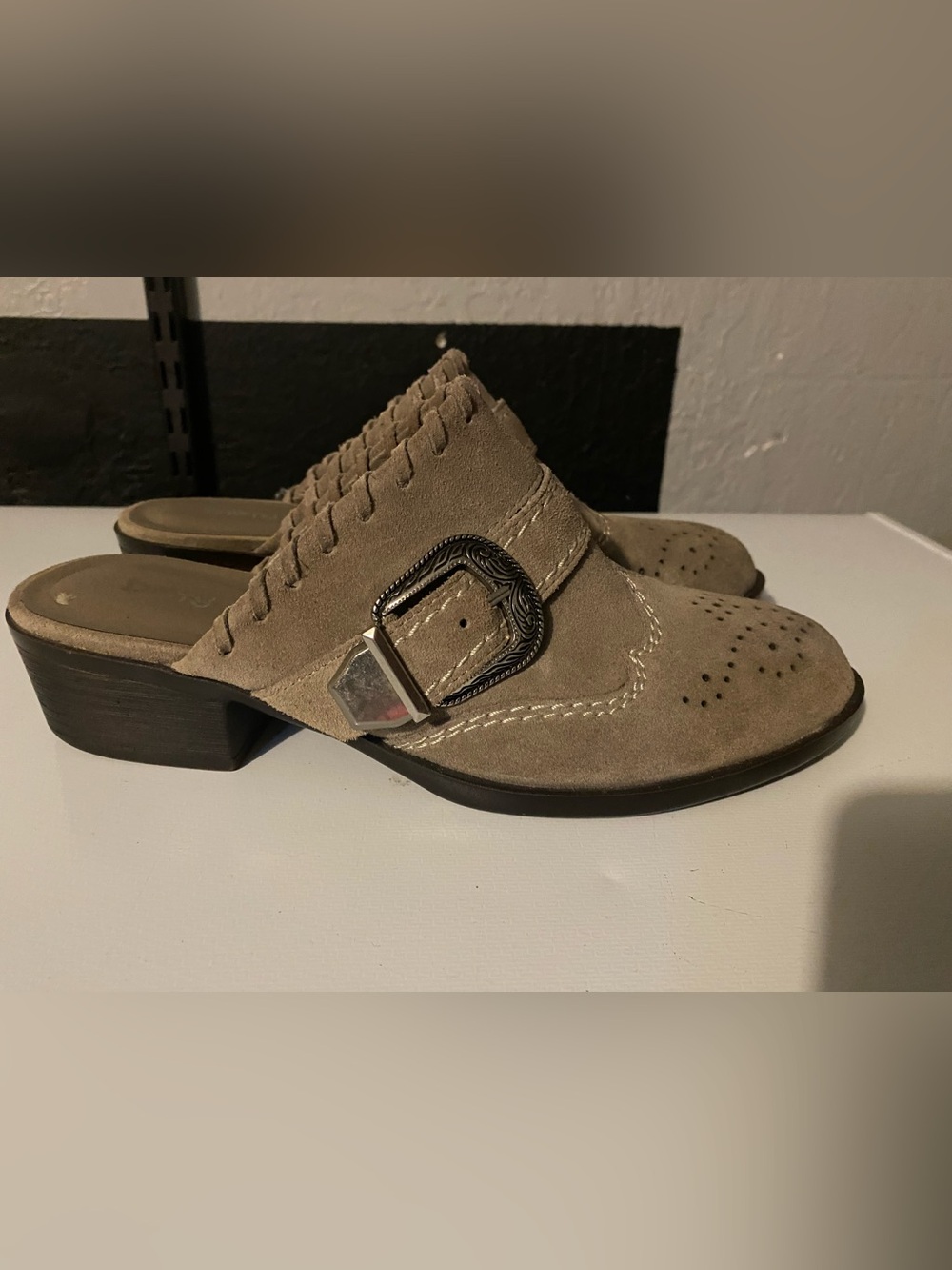 Dirty Laundry Waltz Taupe Suede Western Buckle Mules Clogs 8.5 US